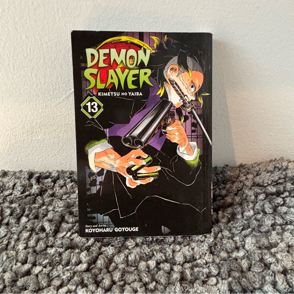 Demon Slayer: Kimetsu no Yaiba Vol. 13 Manga